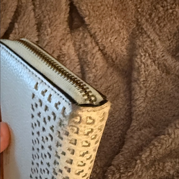 Kate Spade Khaki Wallet - Picture 4 of 6